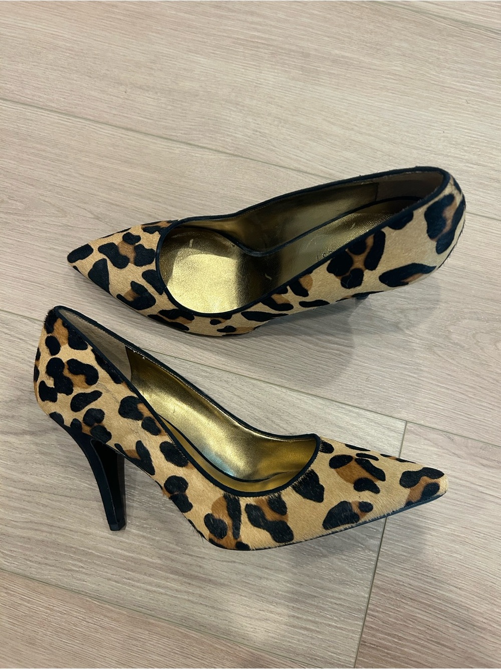 Nine West Leopard Print Pointed Pumps • Size 9 🐆👠